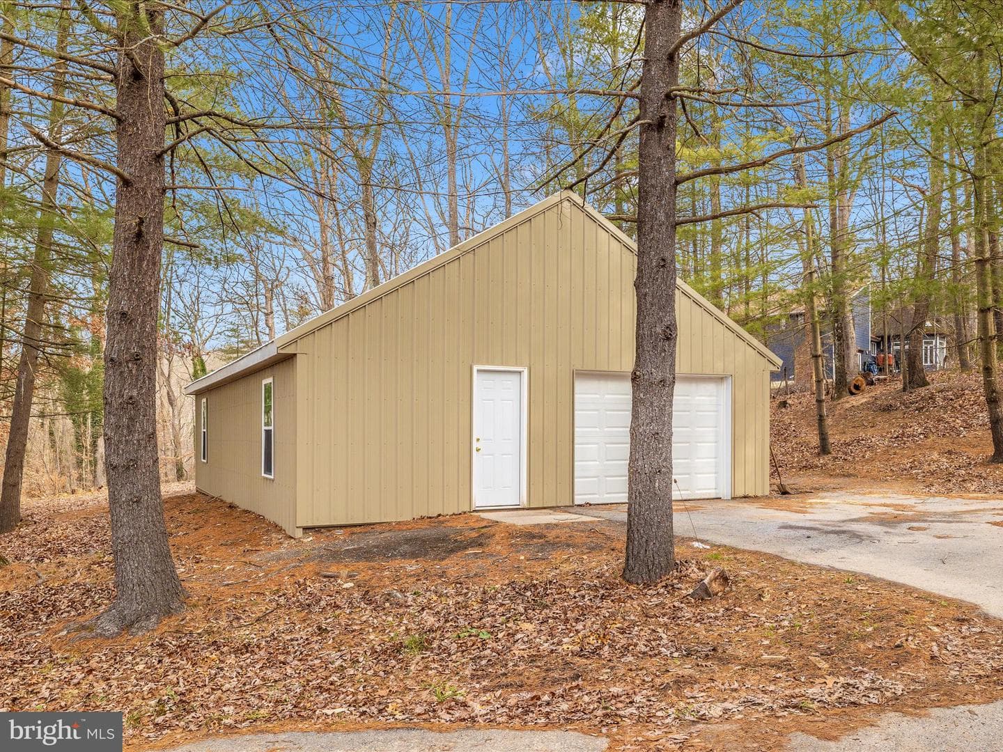 7407 Woodville photo 53