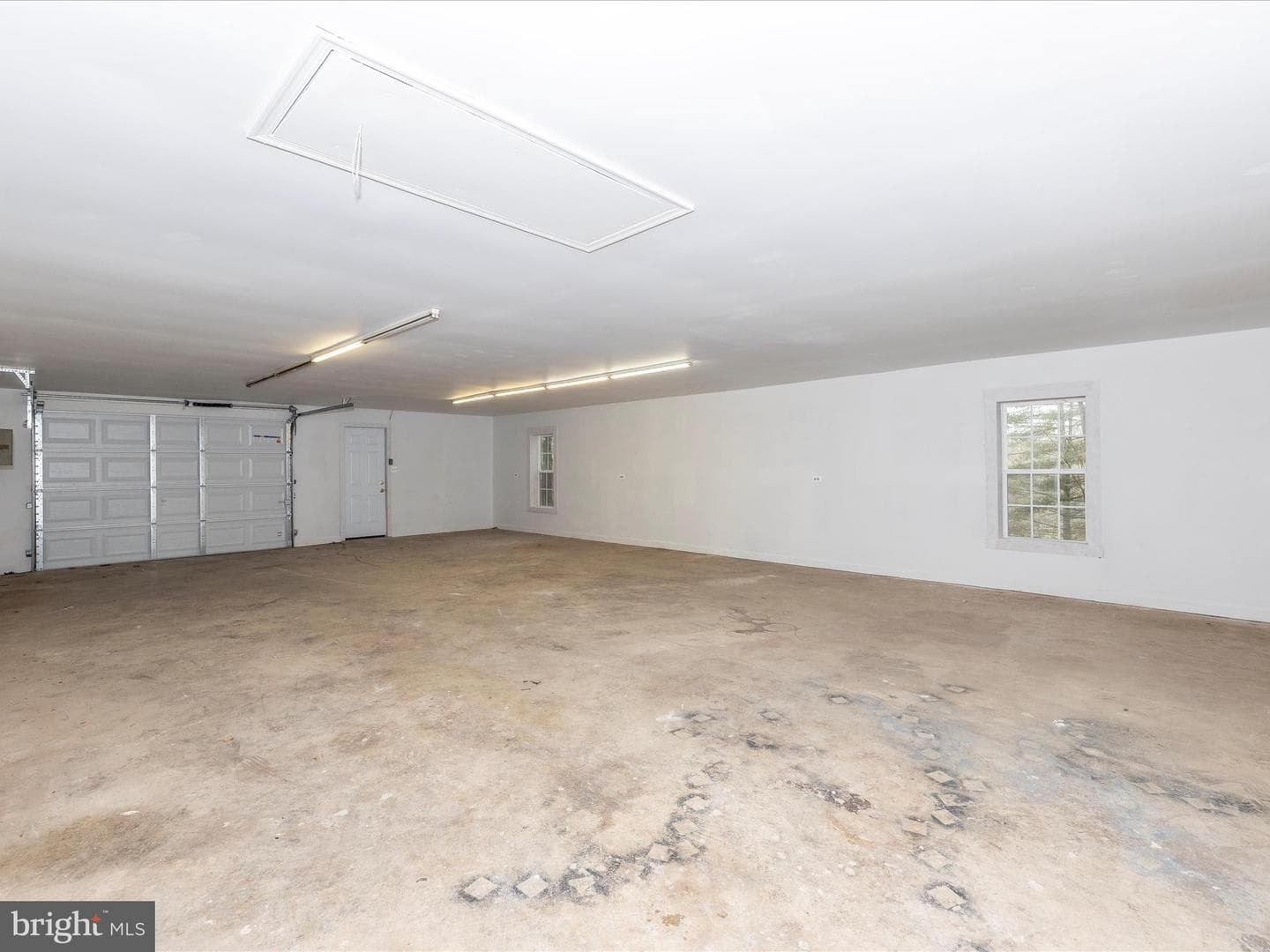 7407 Woodville photo 57