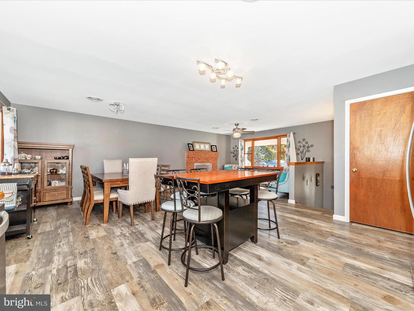 9242 Oak Tree Circle photo 15
