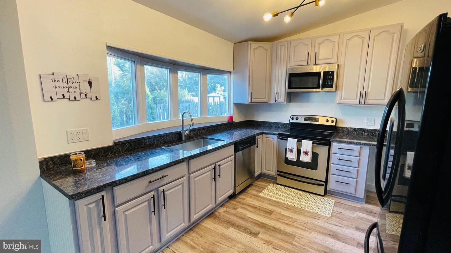 9305 Granite Circle photo 8