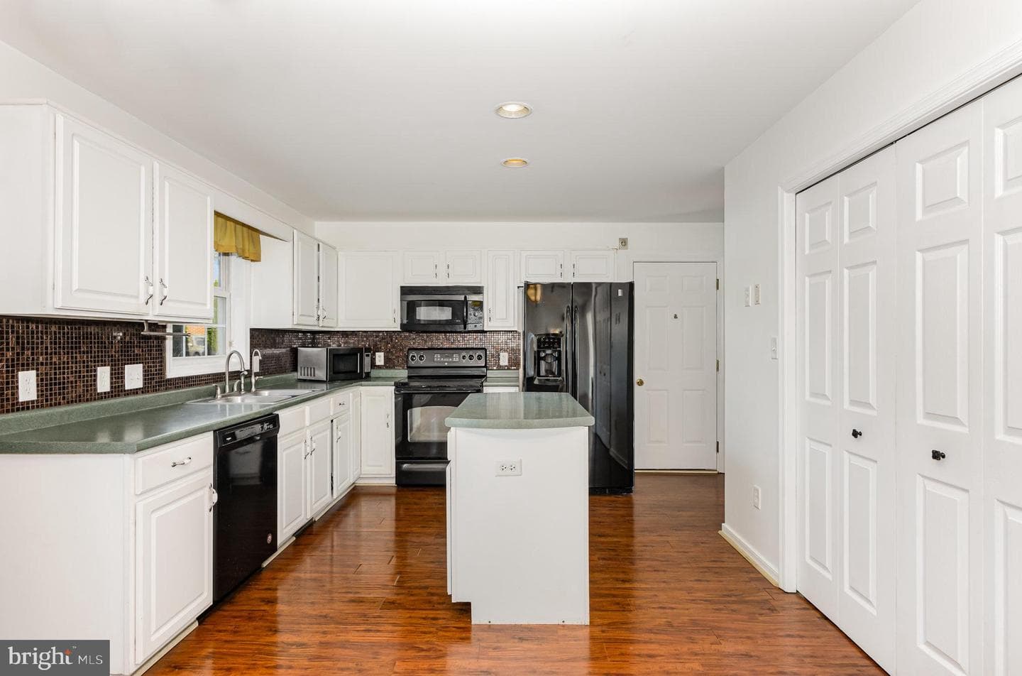 13842 Penn Shop Road photo 13