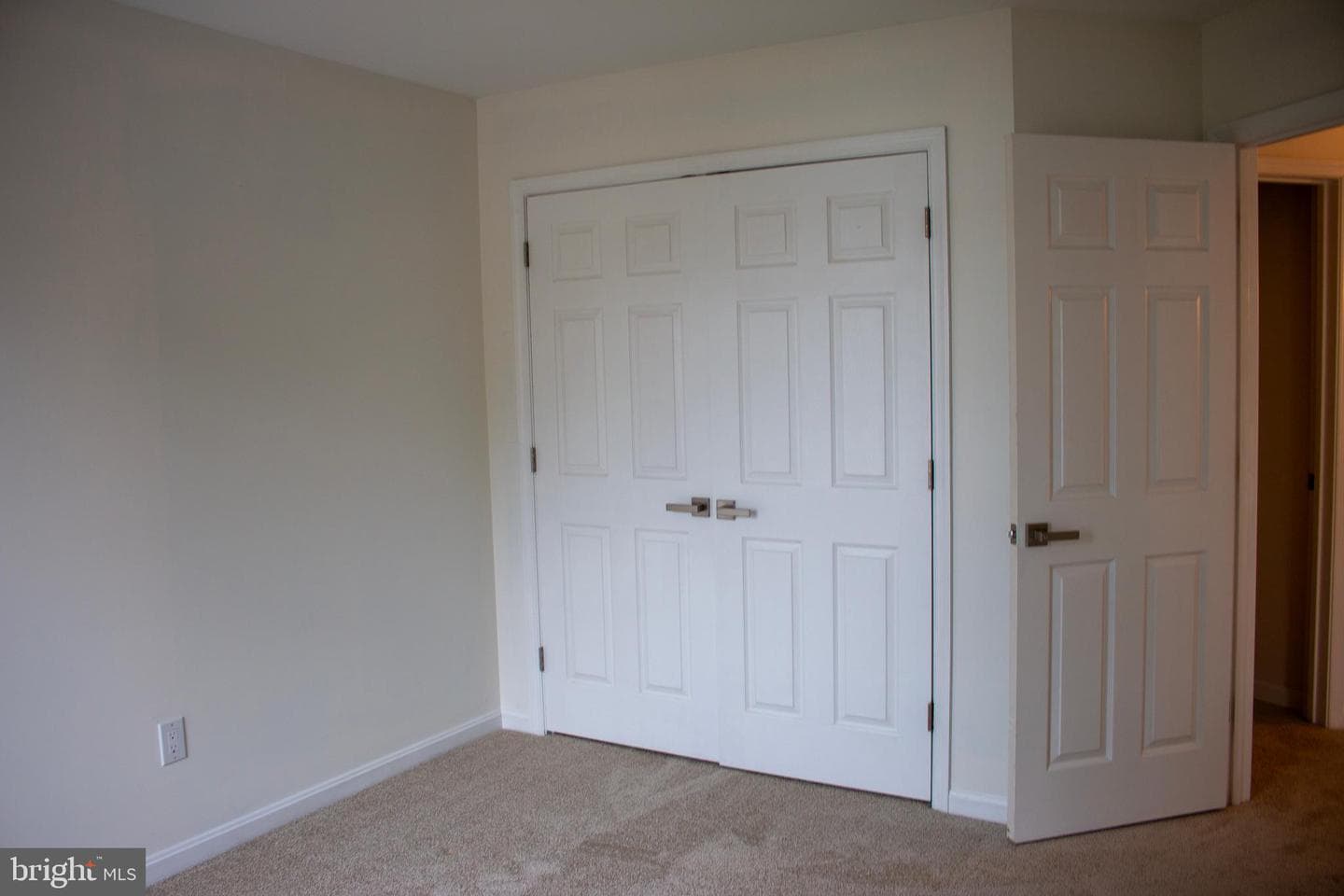 8802 Briarcliff Lane photo 16