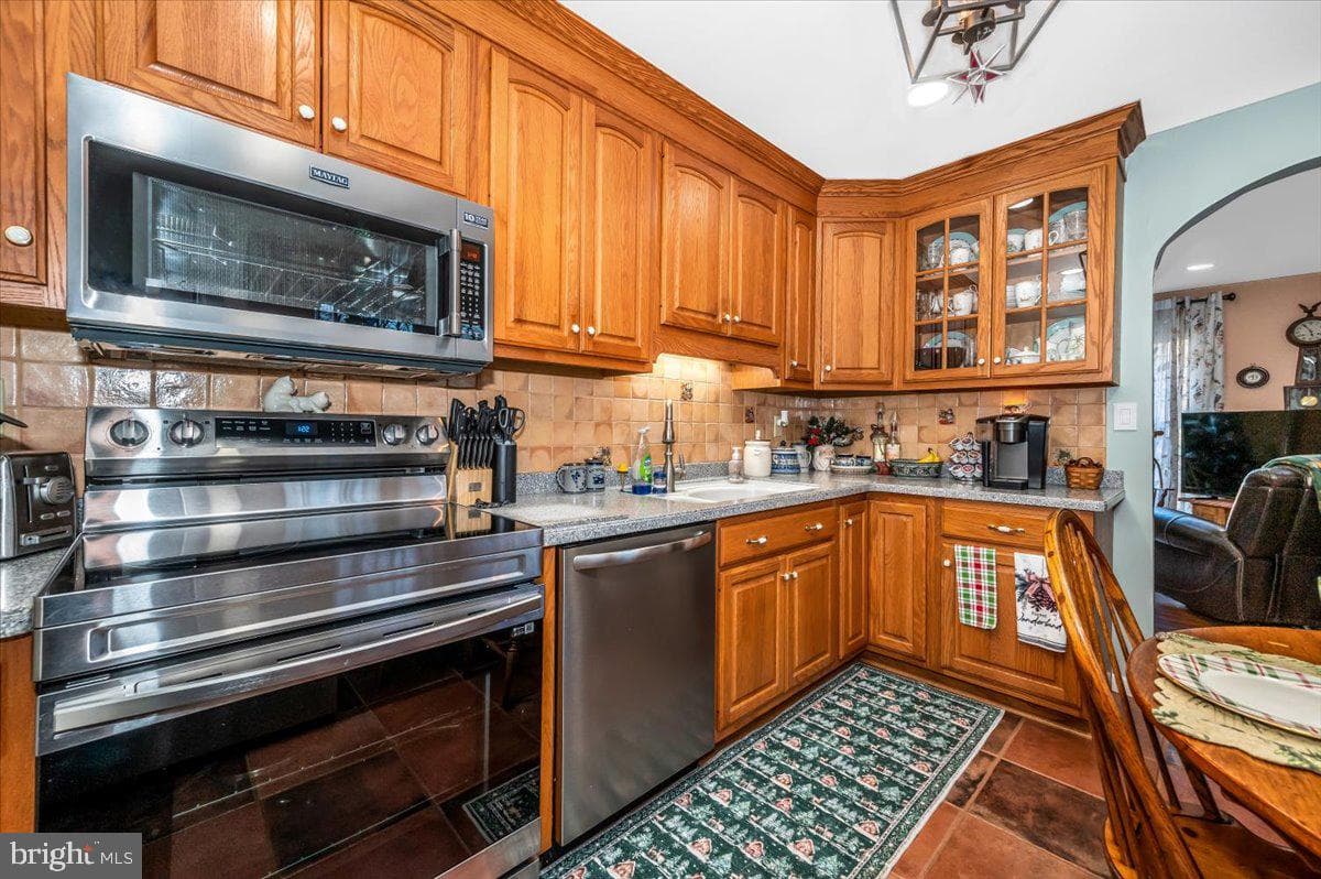 311 Jefferson Pike photo 14