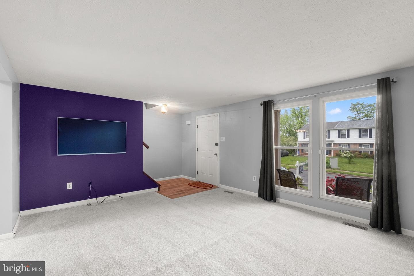 436 Heather Ridge Drive photo 4
