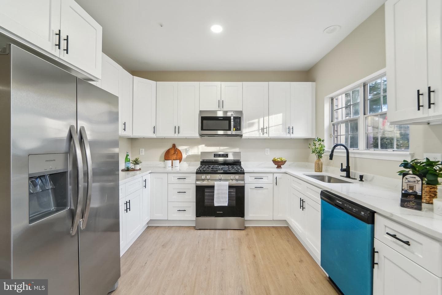 908 Jubal Way photo 13