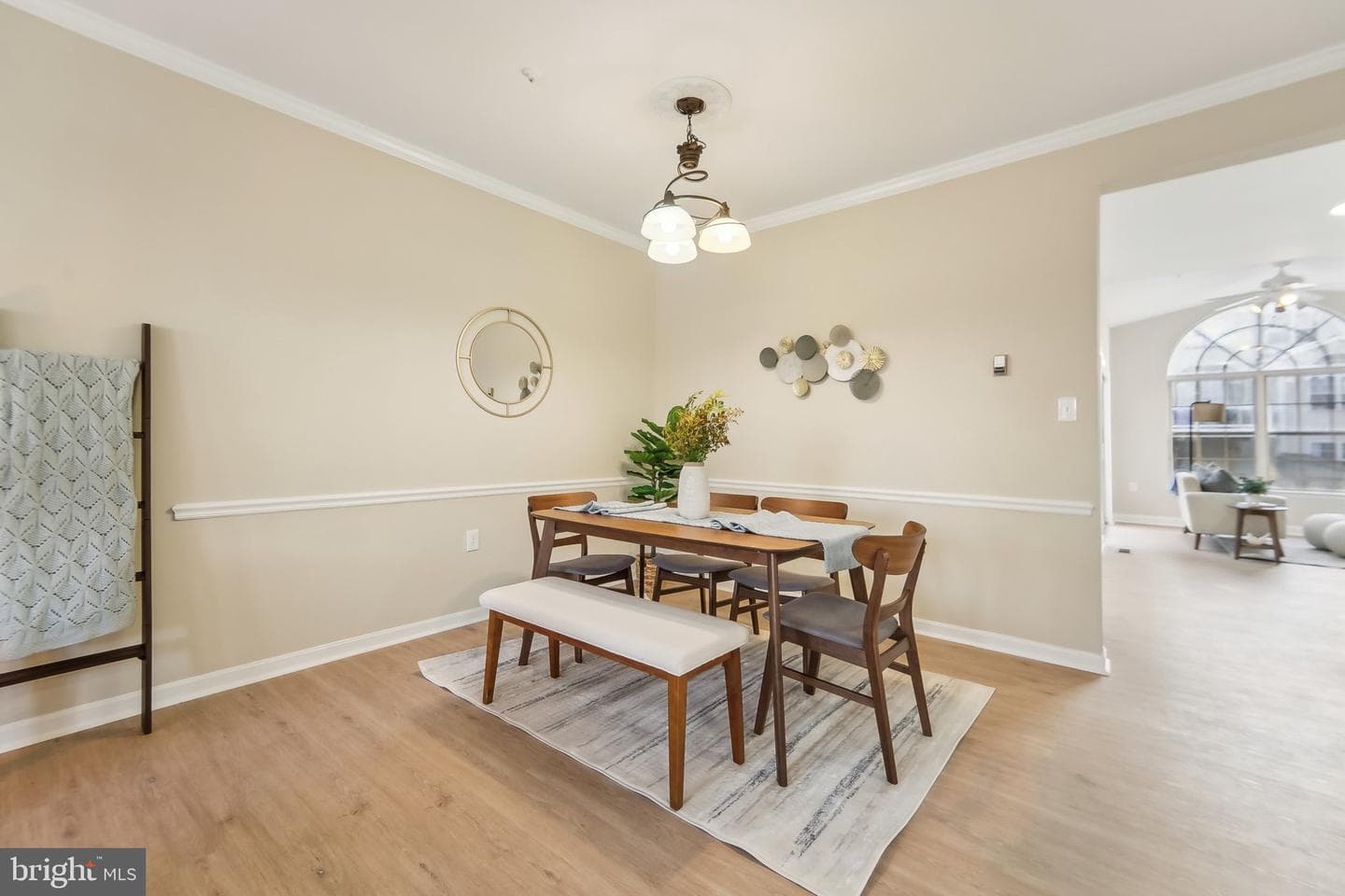 908 Jubal Way photo 8