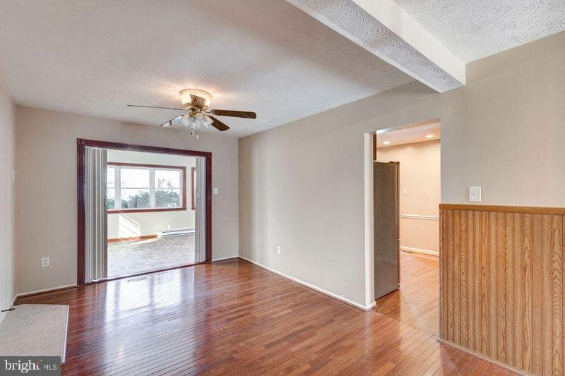 583 Hillcrest Drive photo 11