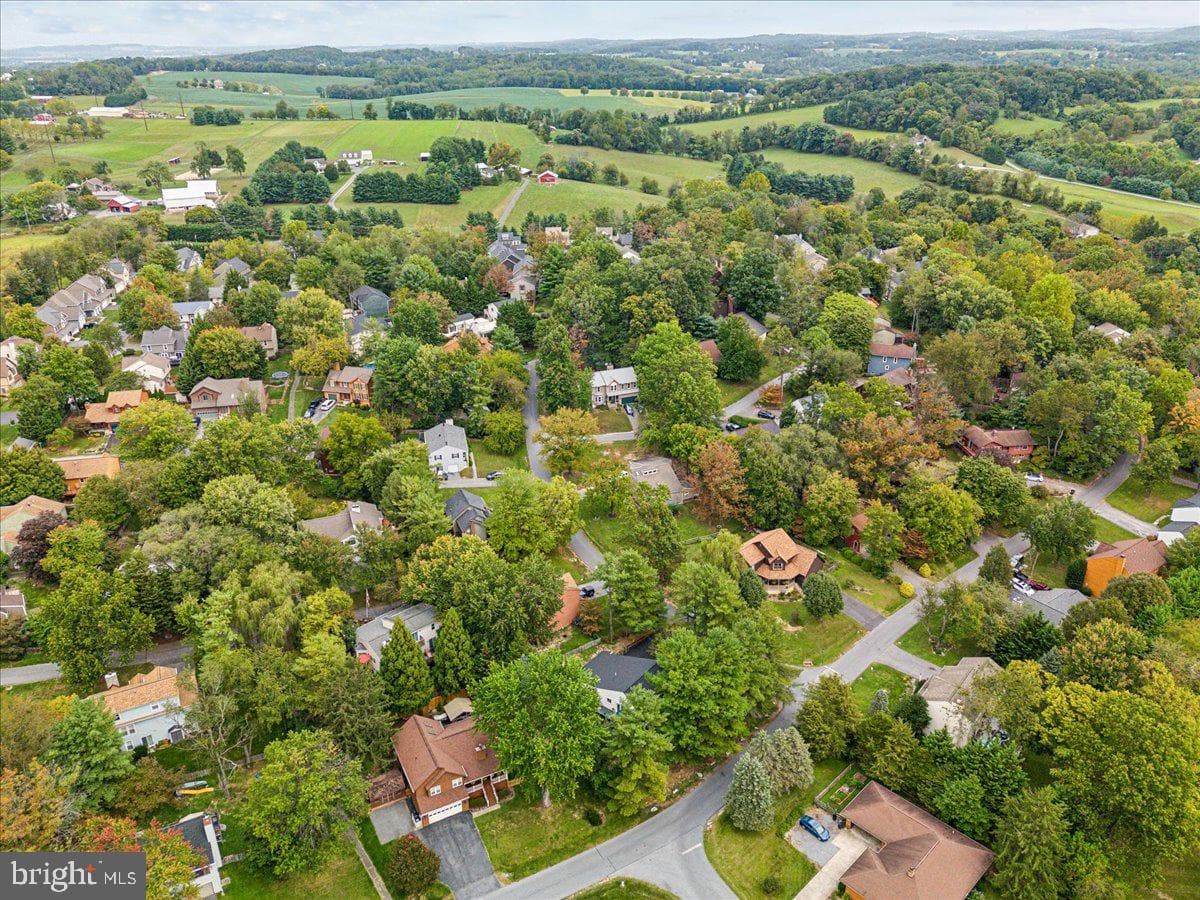 7102 Saddle Road photo 52