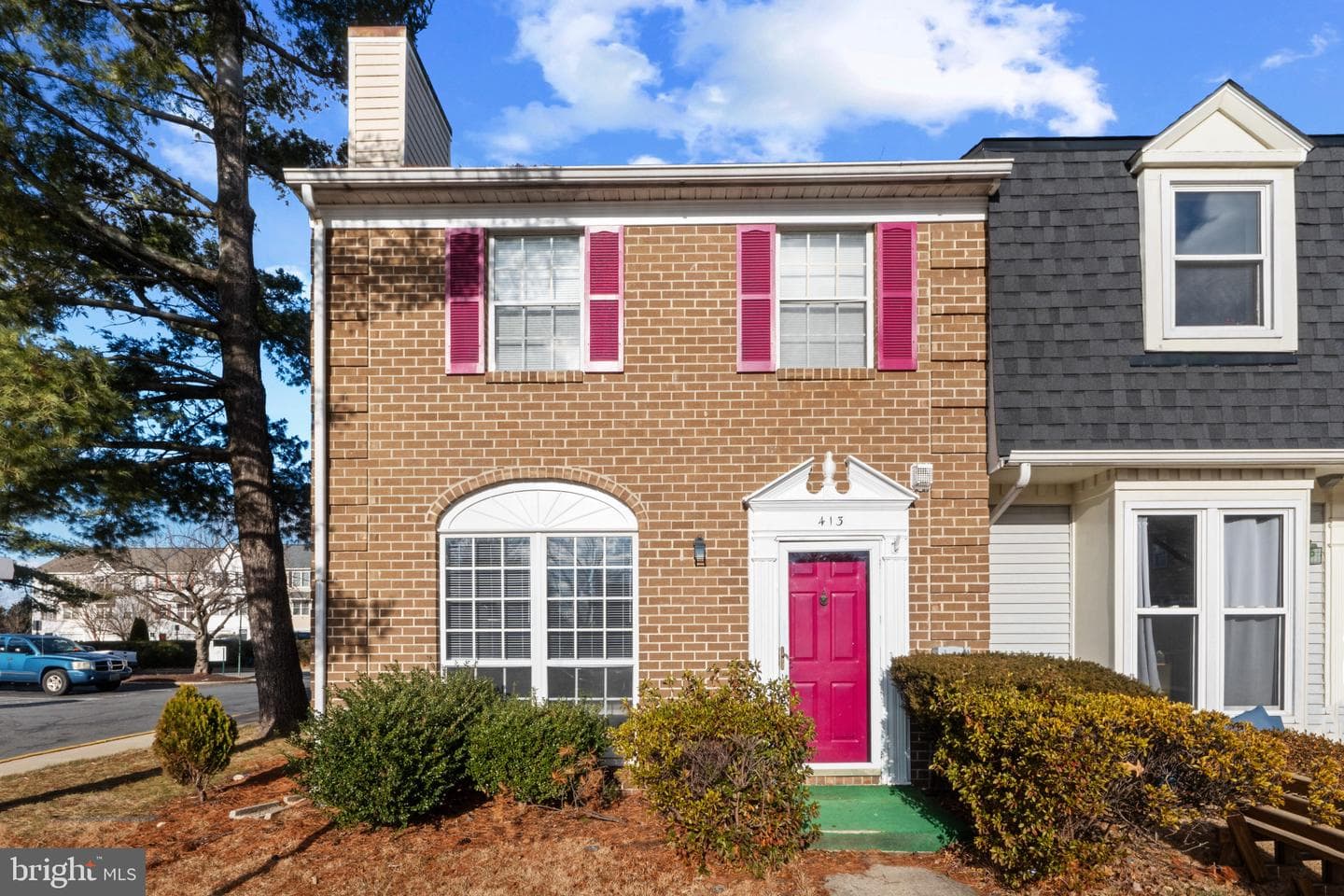 413 Shannon Court photo 3