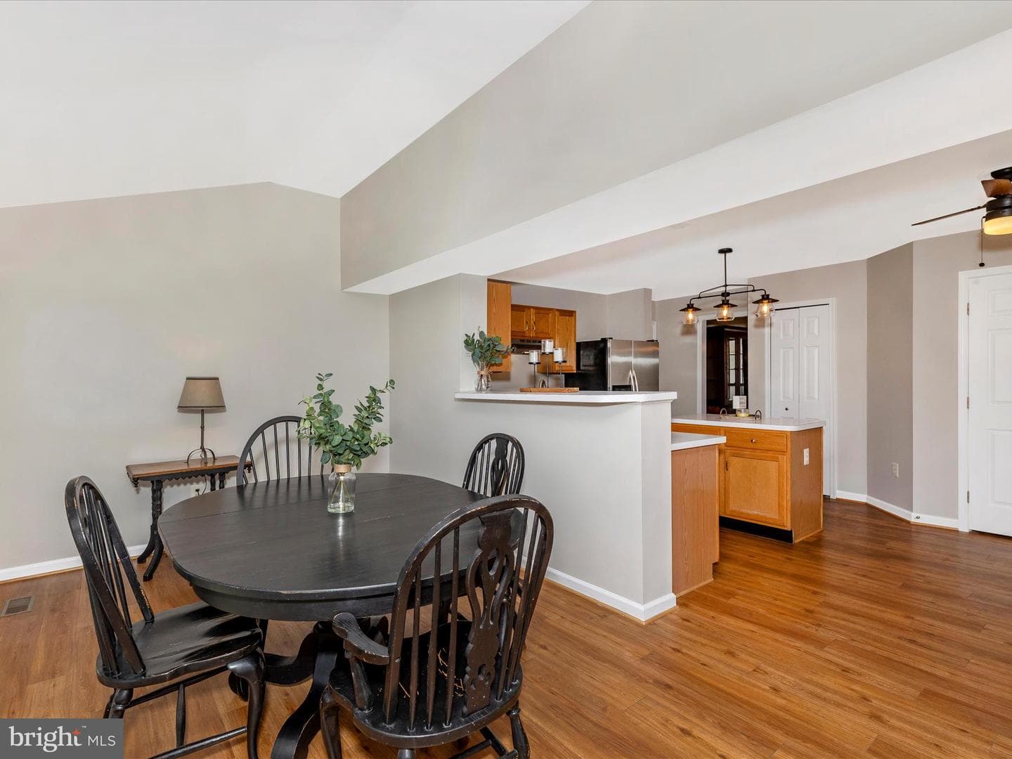 5060 Croydon Court photo 15
