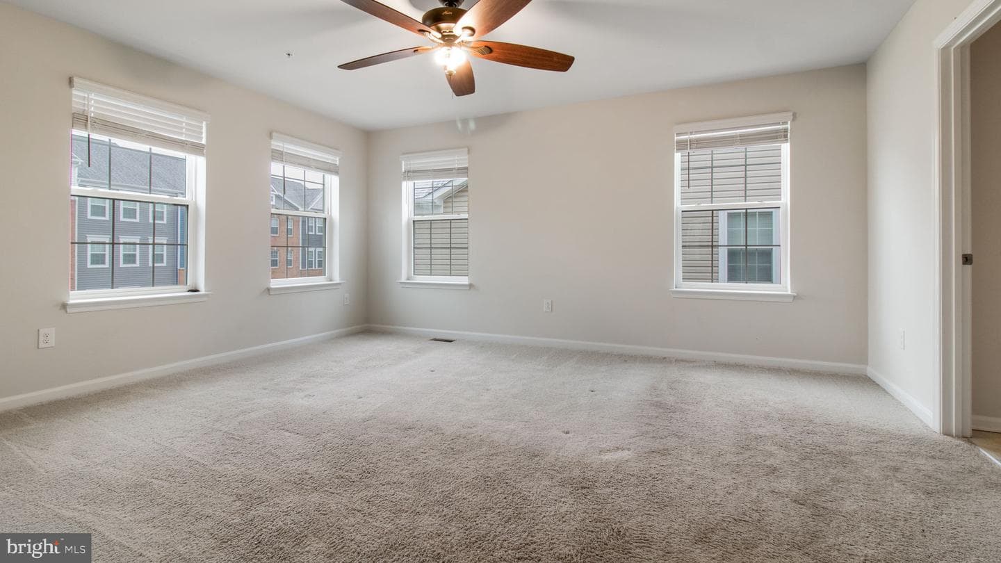 7022 Freedom Way photo 27