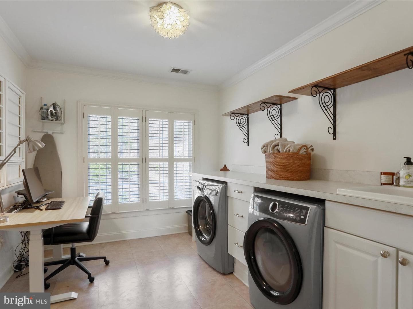 9641 Woodland Road photo 32