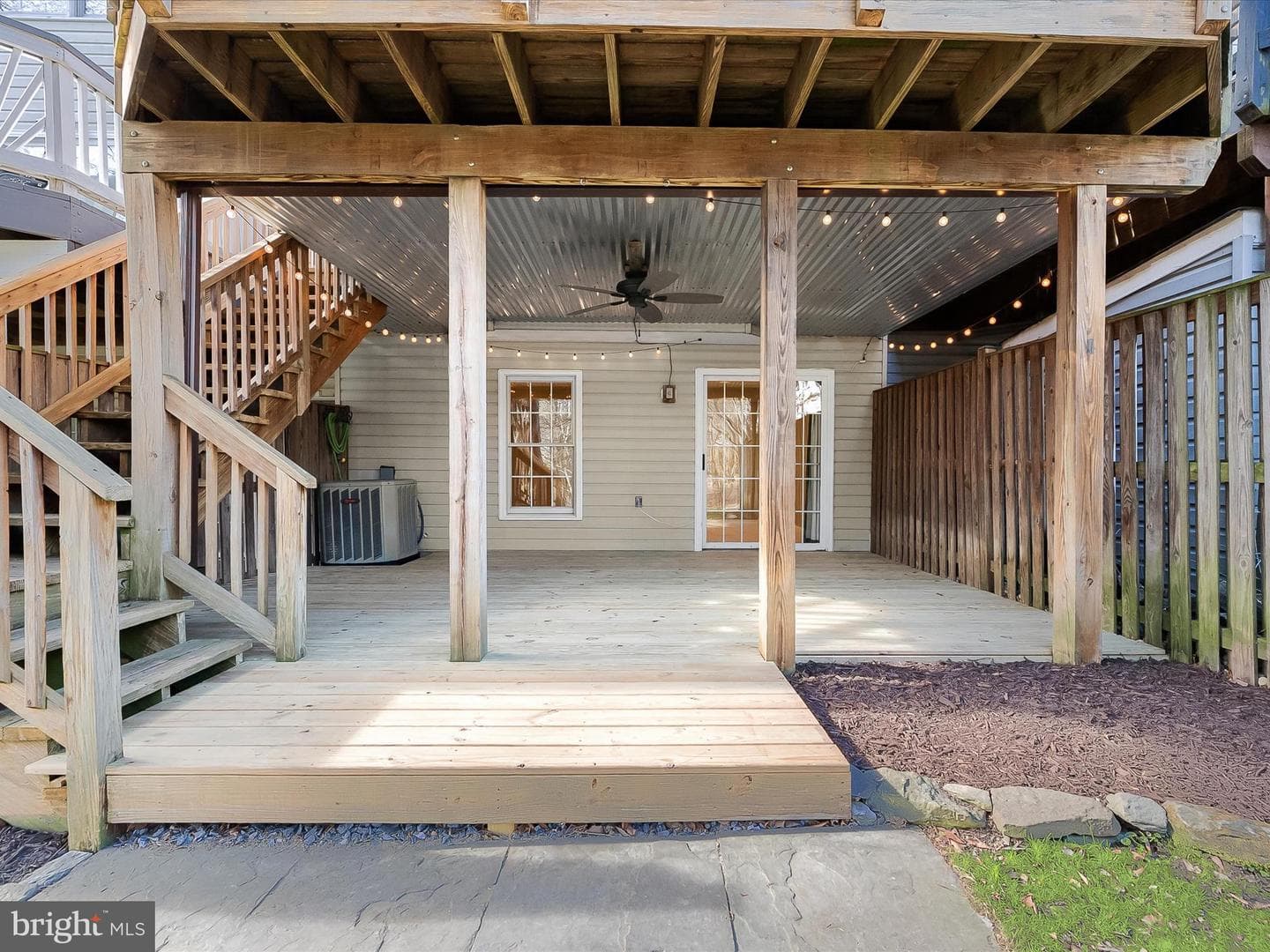 6519 N Shore Square photo 52