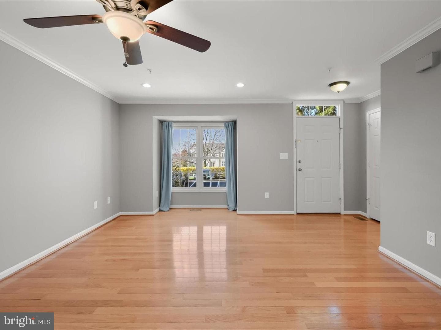 6519 N Shore Square photo 7