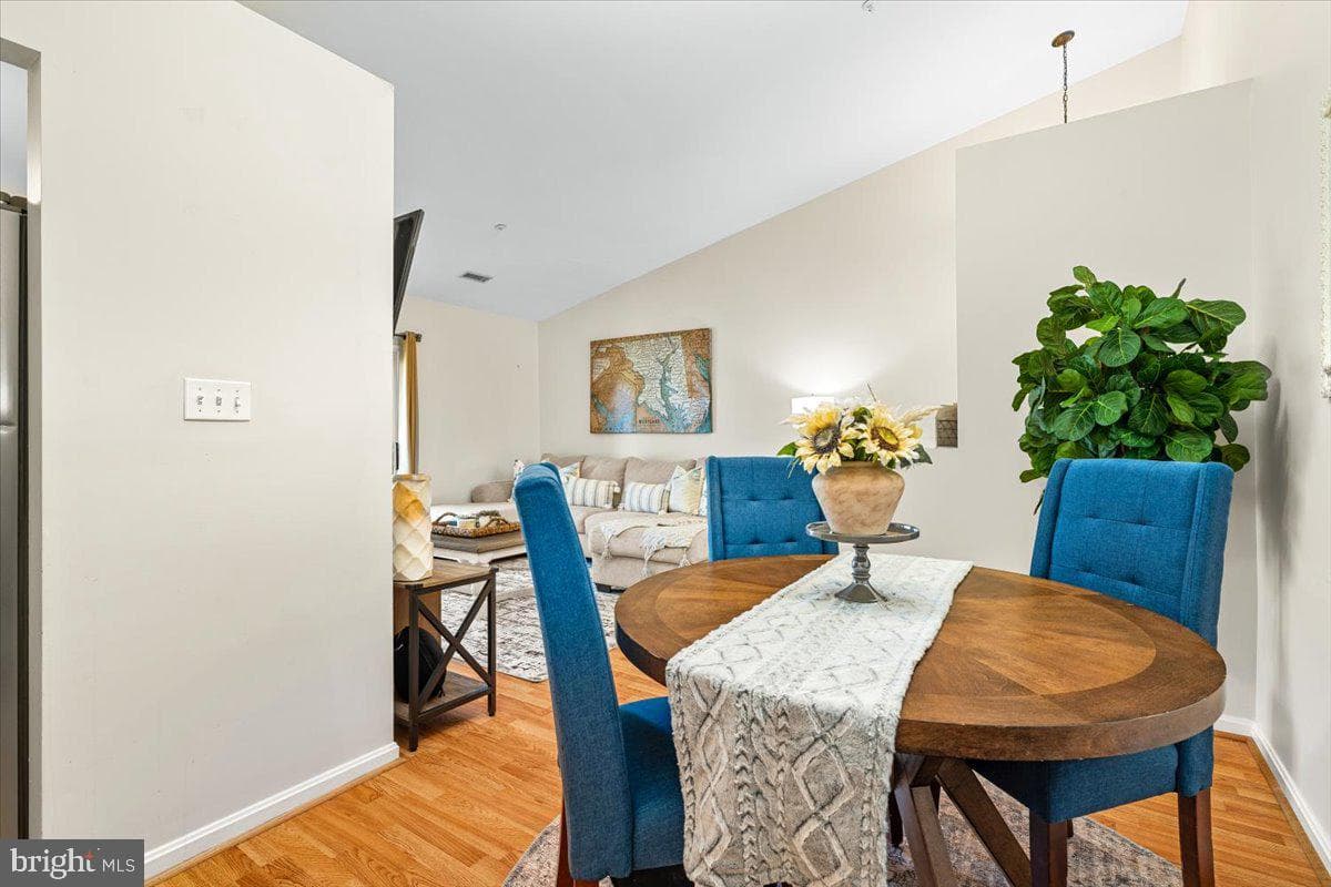3860 Shadywood Drive #3b photo 11