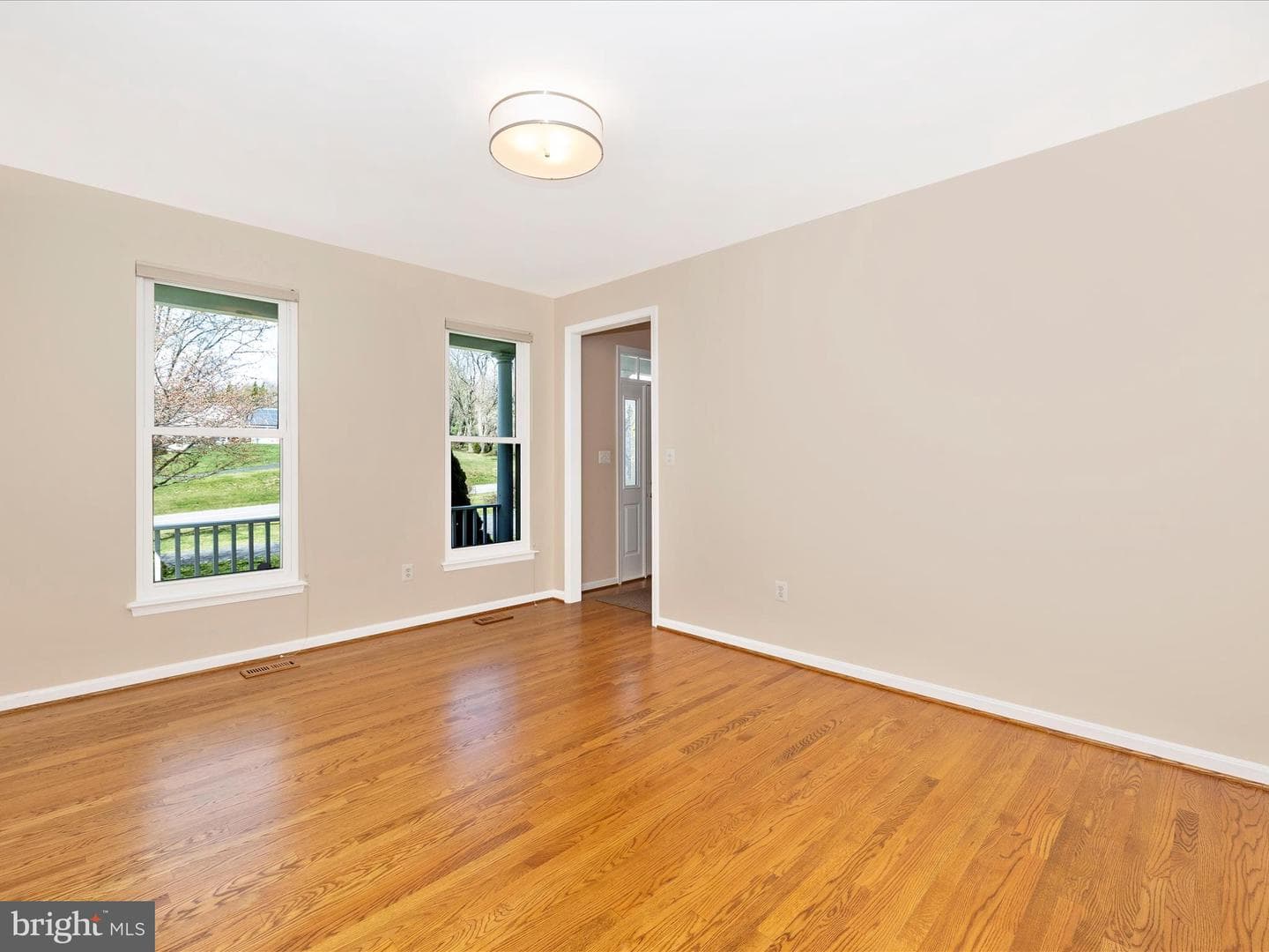 3831 Roundtree Road photo 9