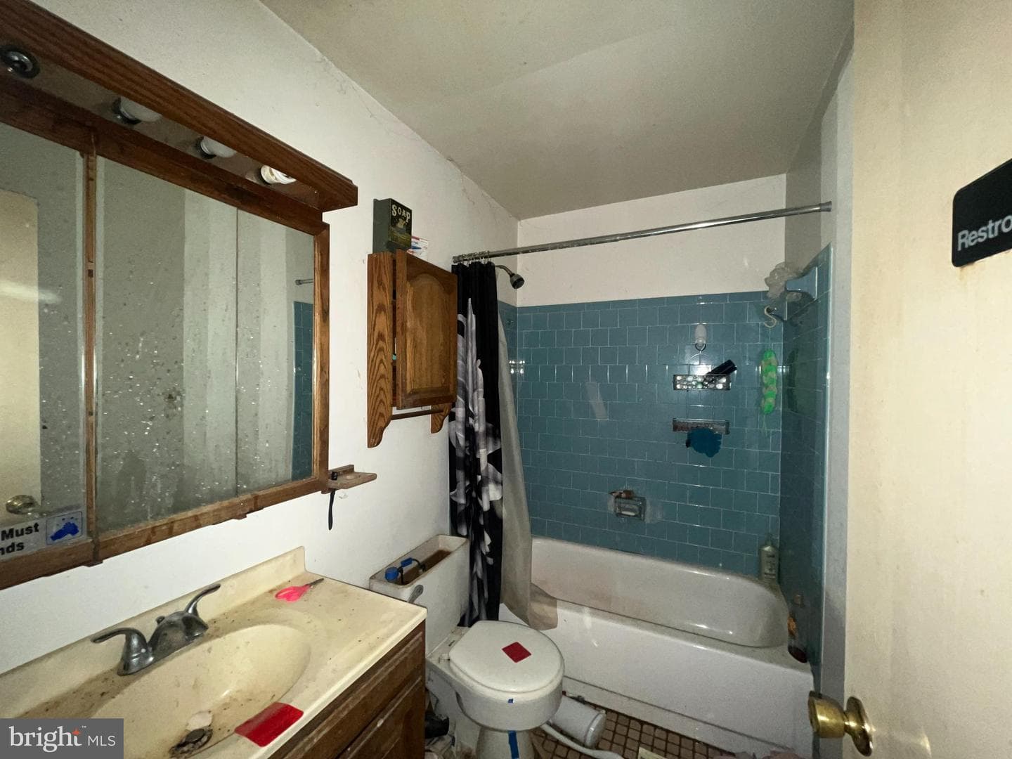 821 2nd Avenue photo 21