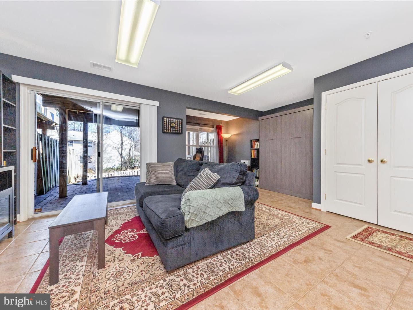 305 Willowglen photo 25