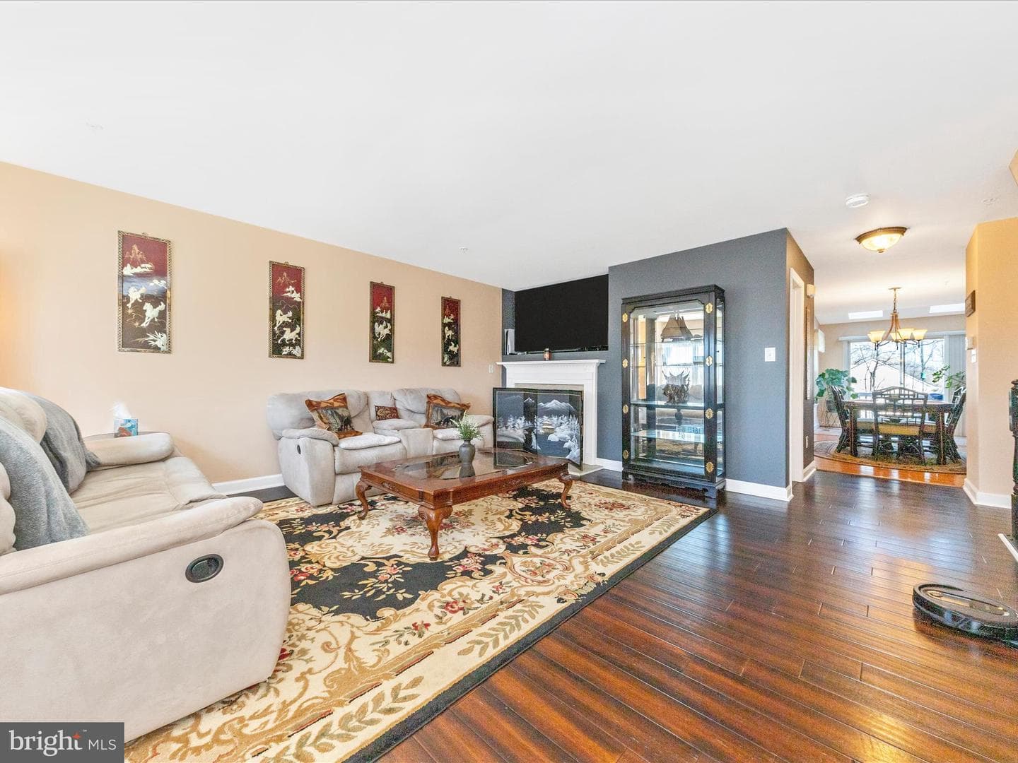 305 Willowglen photo 6