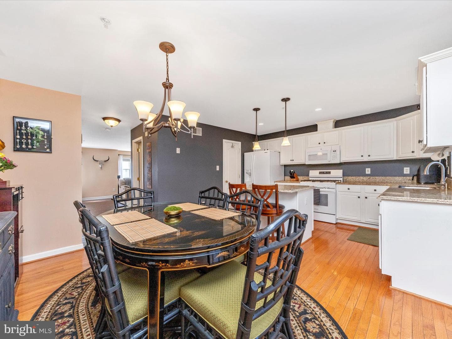 305 Willowglen photo 9