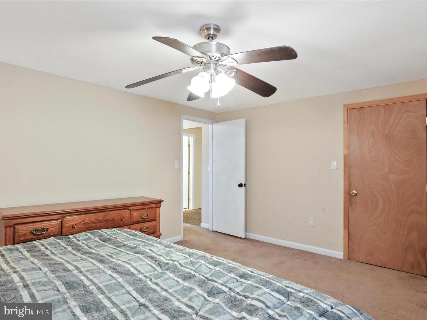 202 Glade Boulevard photo 25