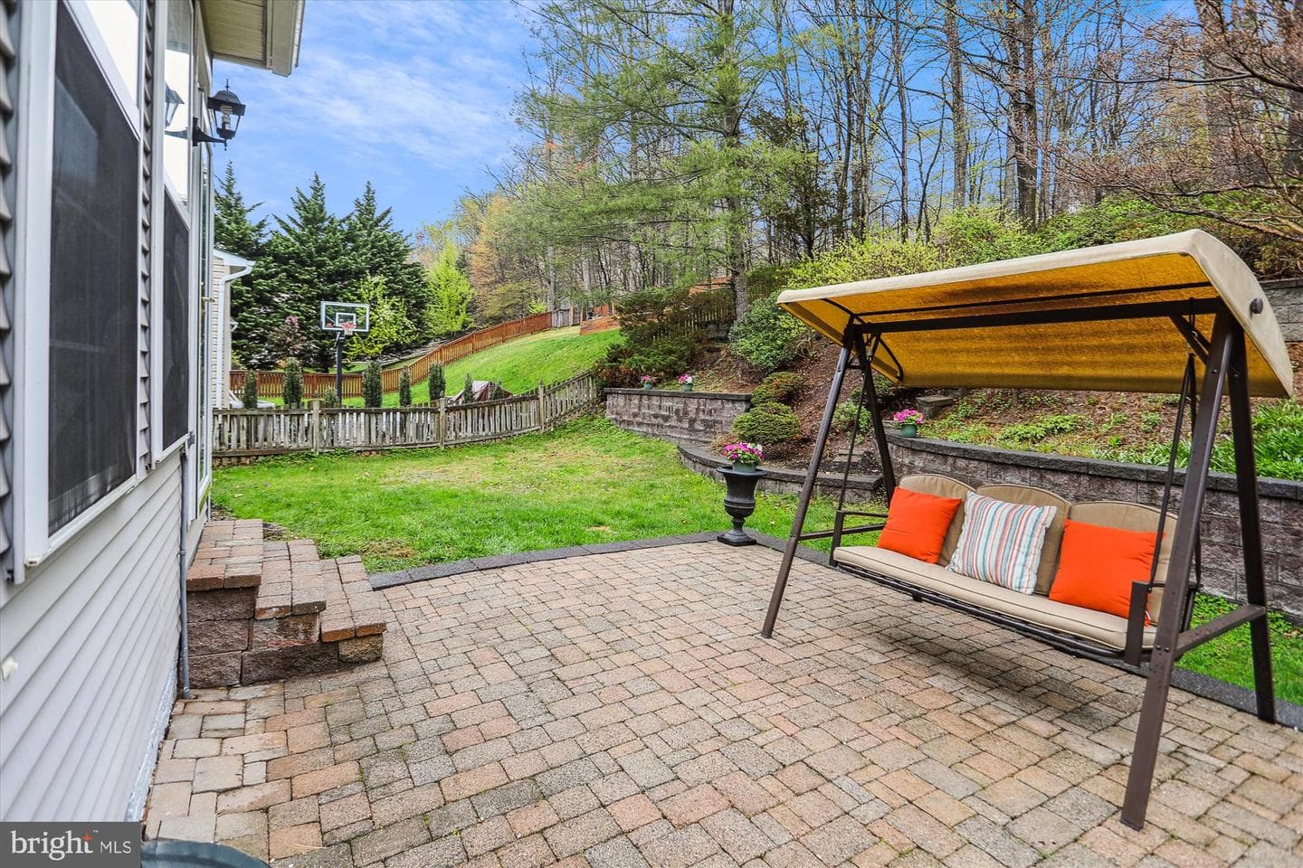 9731 Fleetwood Way photo 4