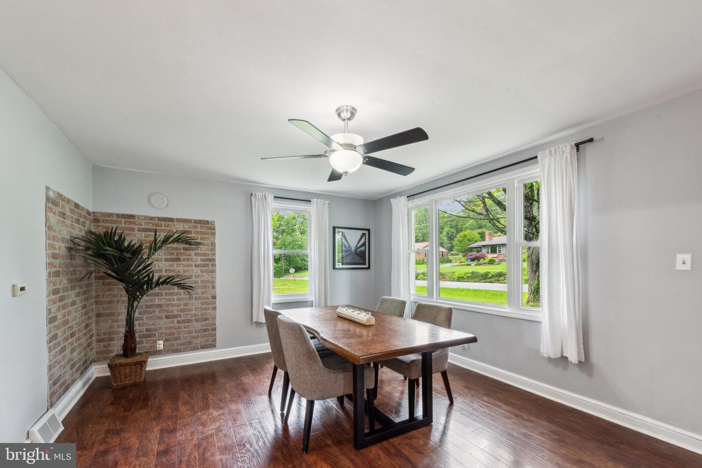 5939 Meadow Road photo 7