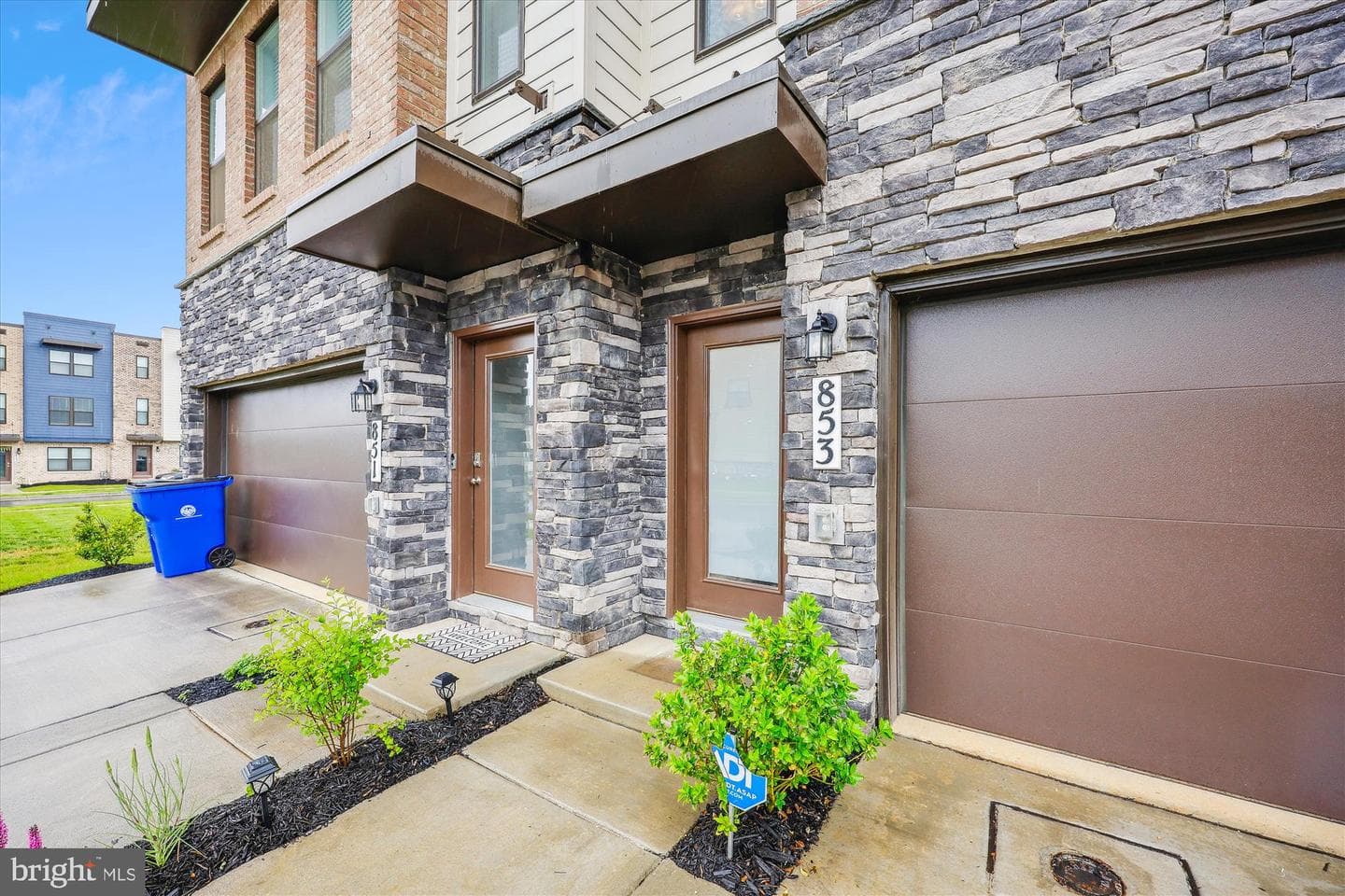 853 Amity Street photo 48