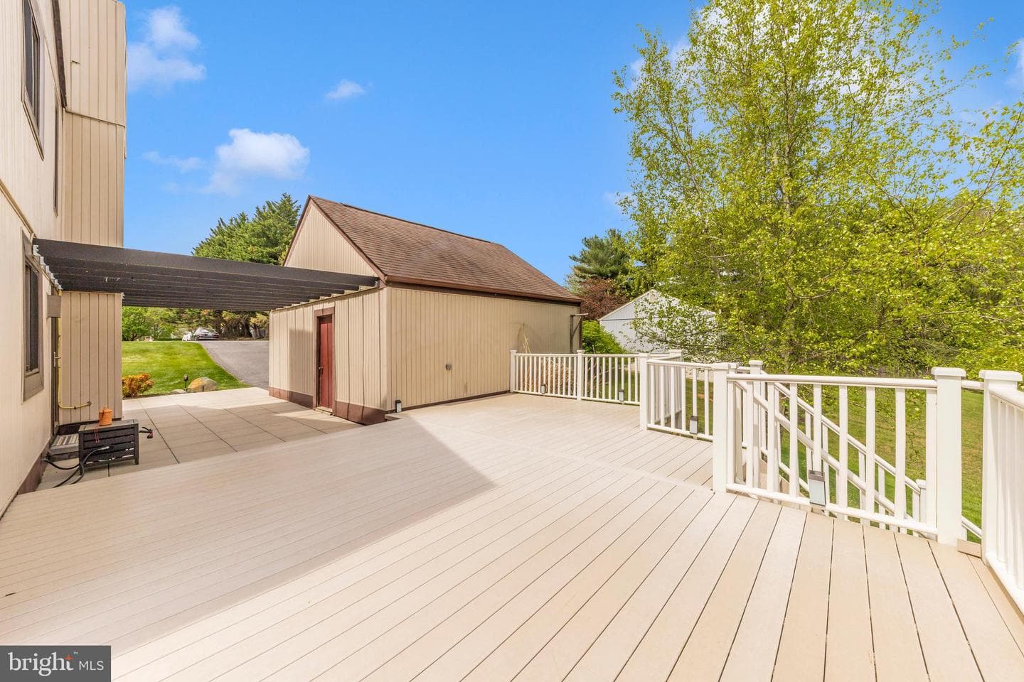 2733 Loch Haven Drive photo 4