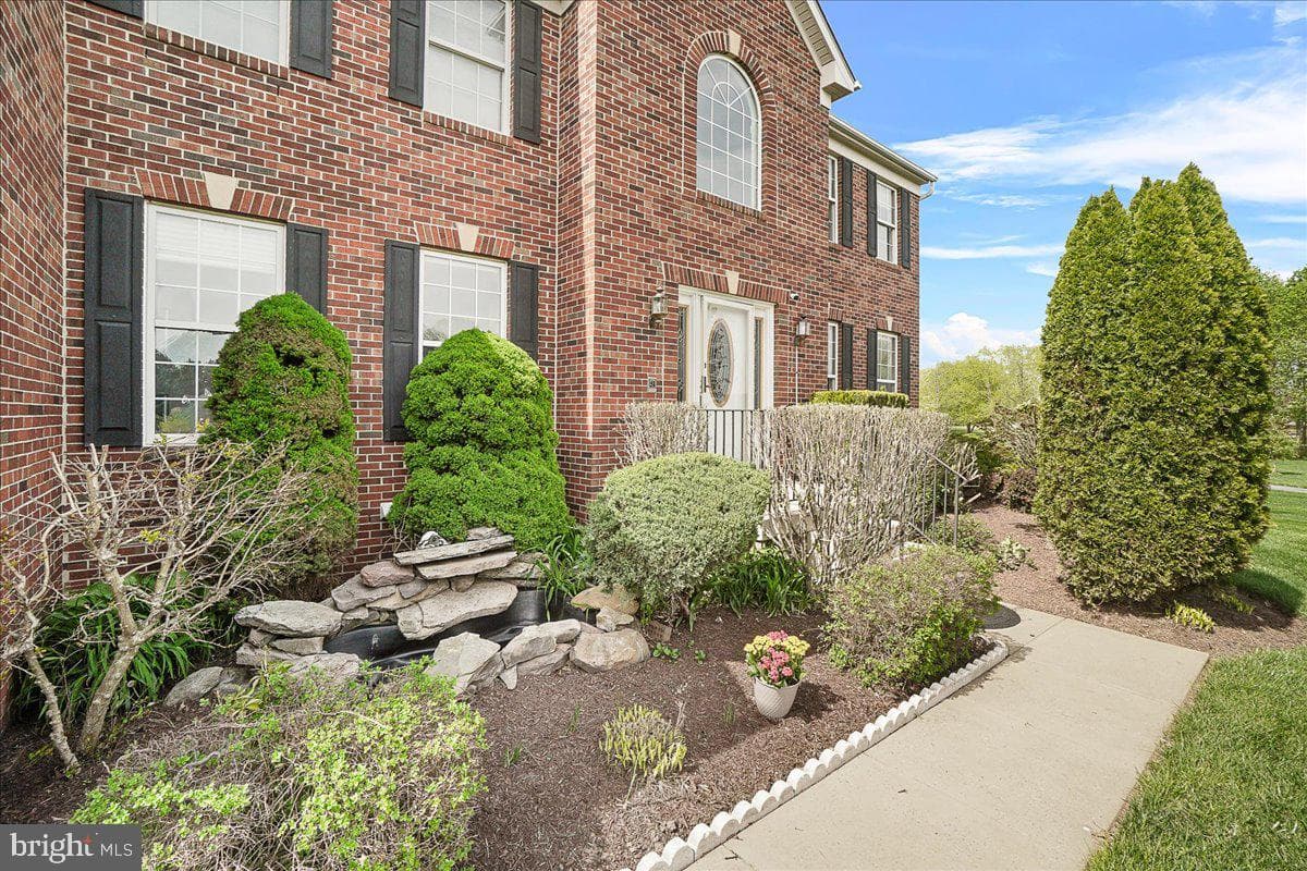 10107 Statesman Court photo 4