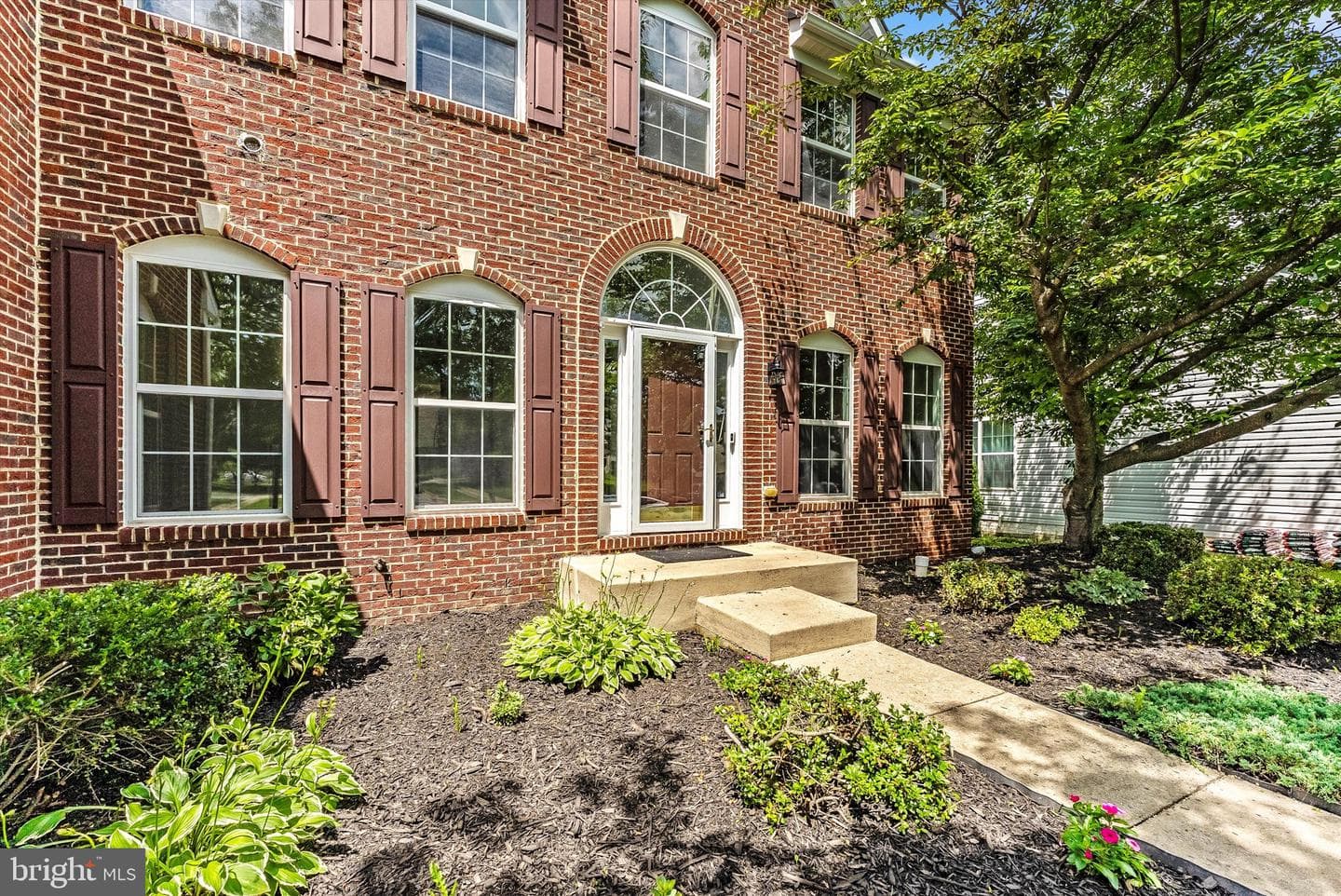 155 Polaris Drive photo 2