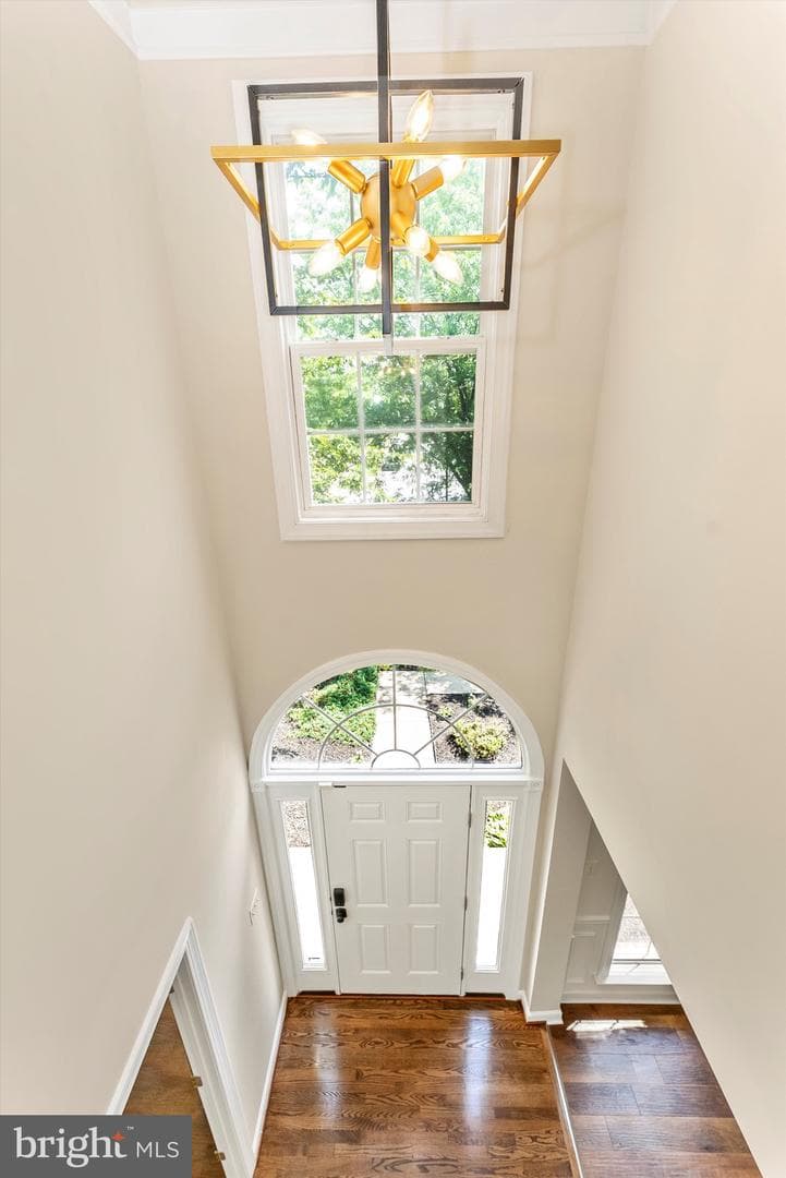 155 Polaris Drive photo 5