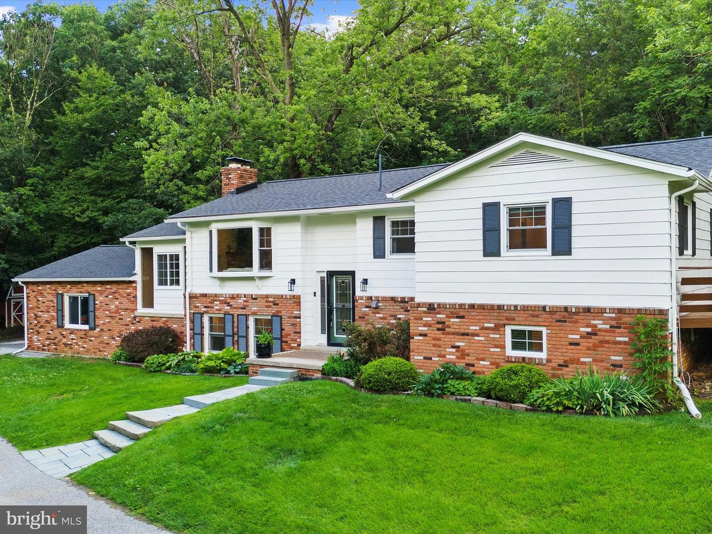 5306 Stone Road photo 2