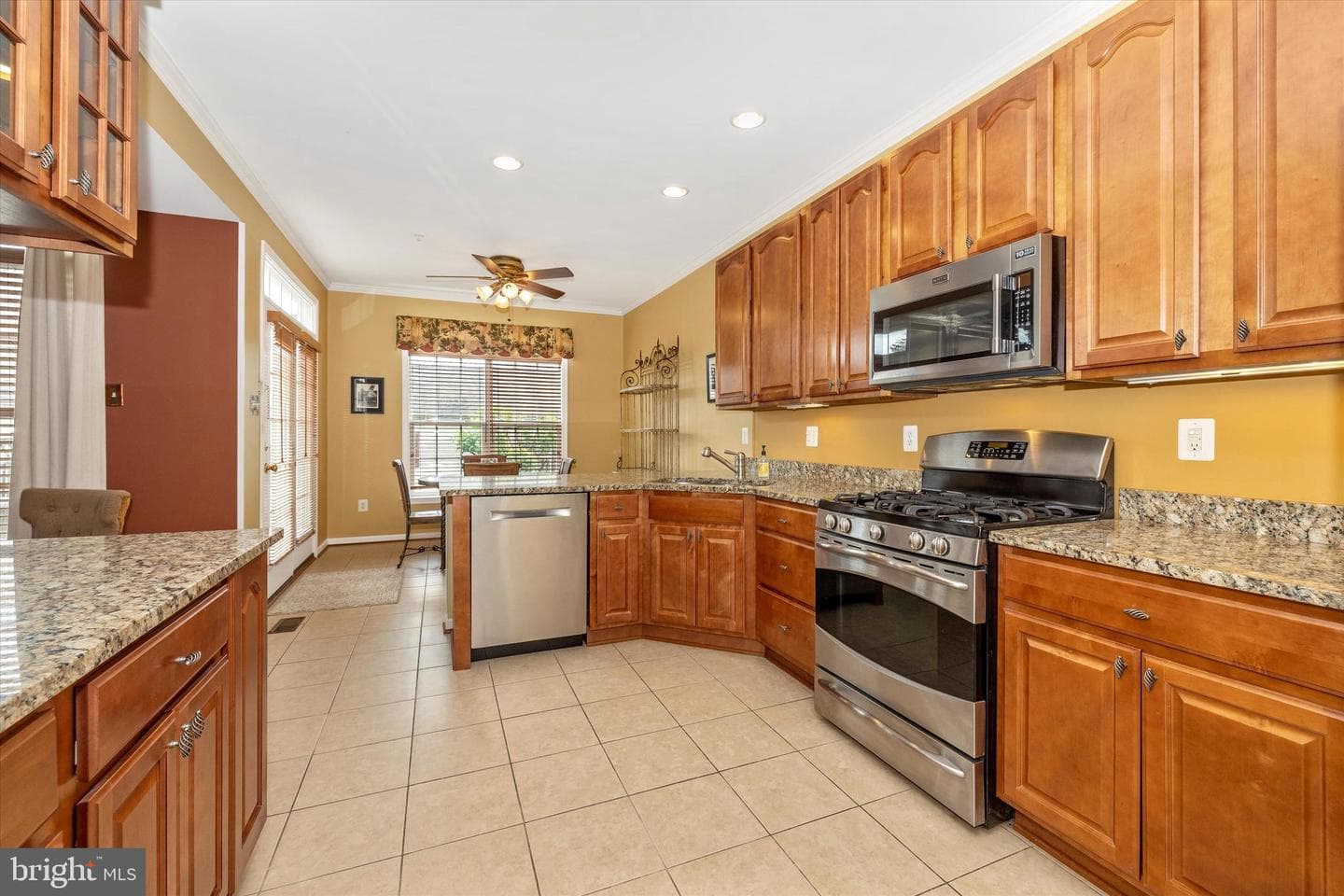 2517 Island Grove Boulevard photo 10