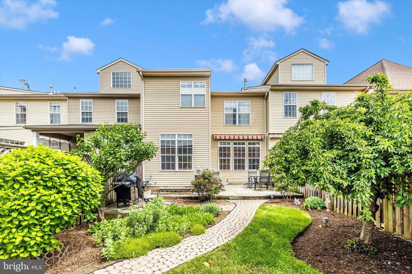 2517 Island Grove Boulevard photo 46
