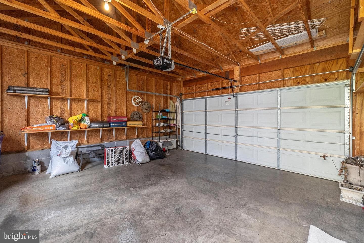 2517 Island Grove Boulevard photo 54