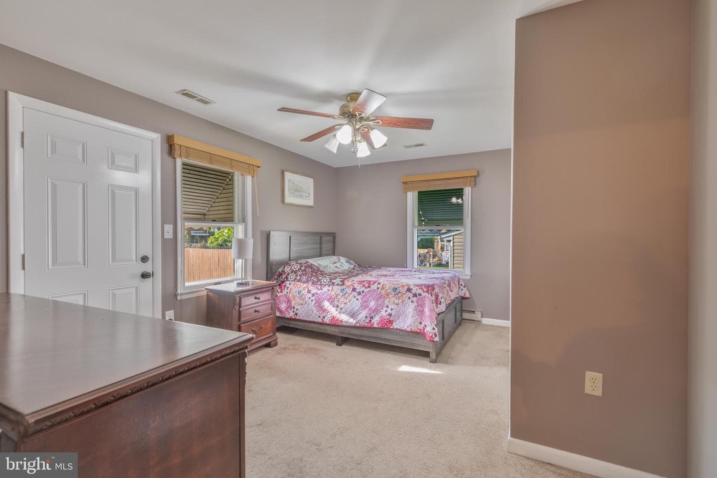 319 Redwood Avenue photo 15