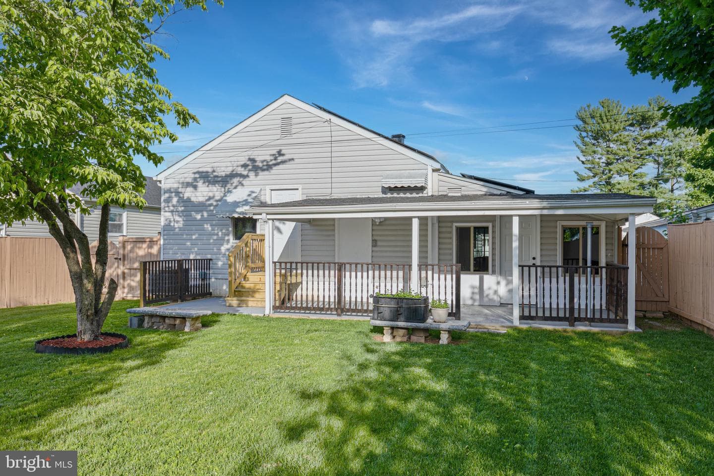 319 Redwood Avenue photo 29