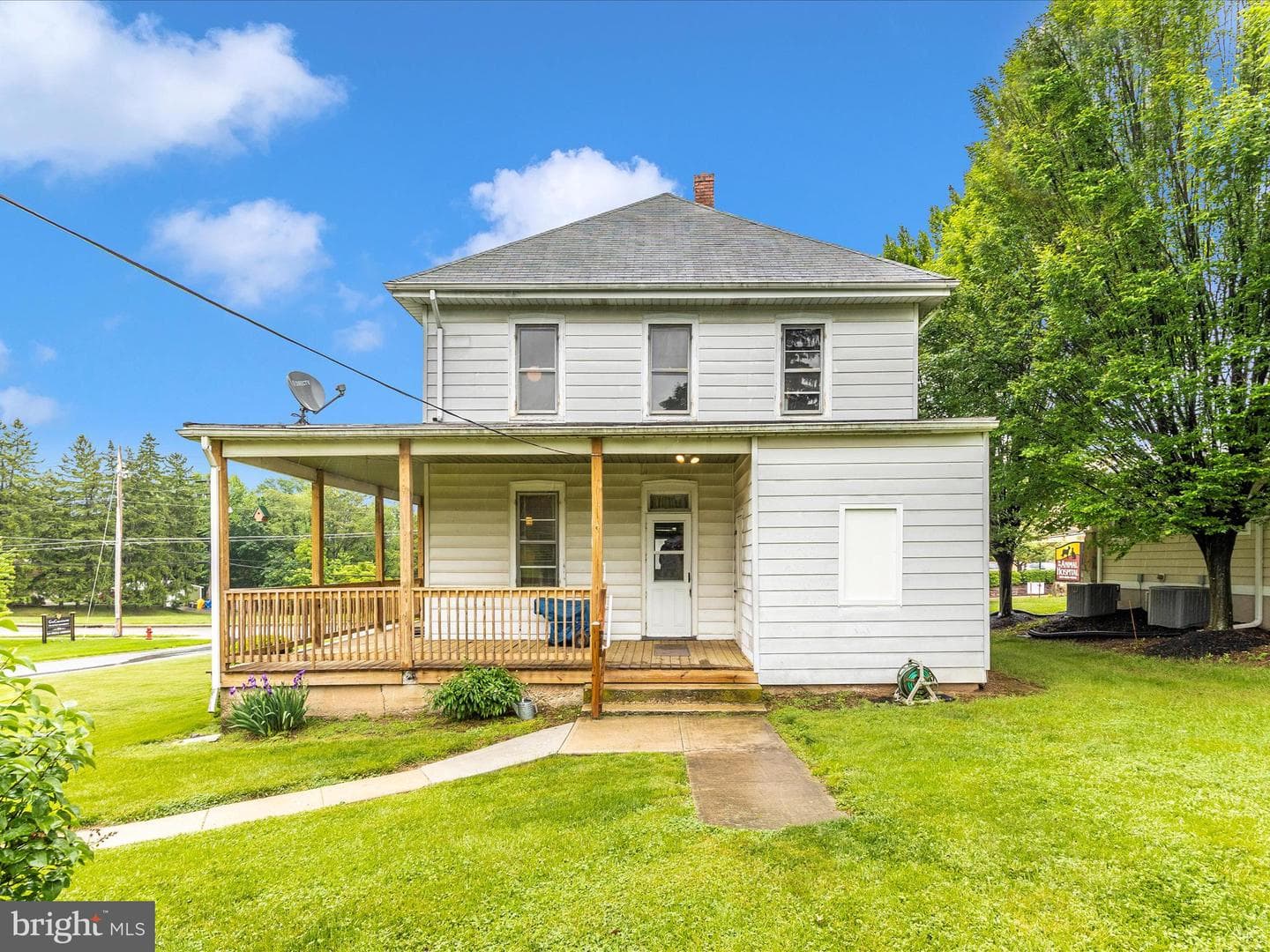 1306 S Main photo 44