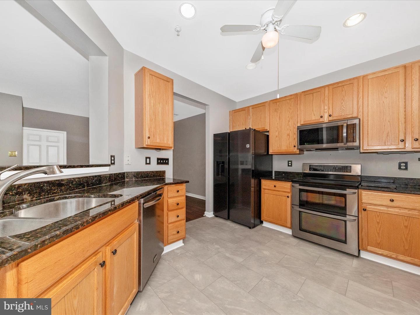6230 Glen Valley Terrace #4b photo 11