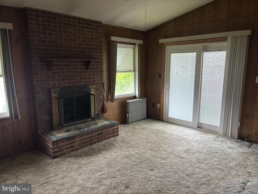 236 Dill Avenue photo 9