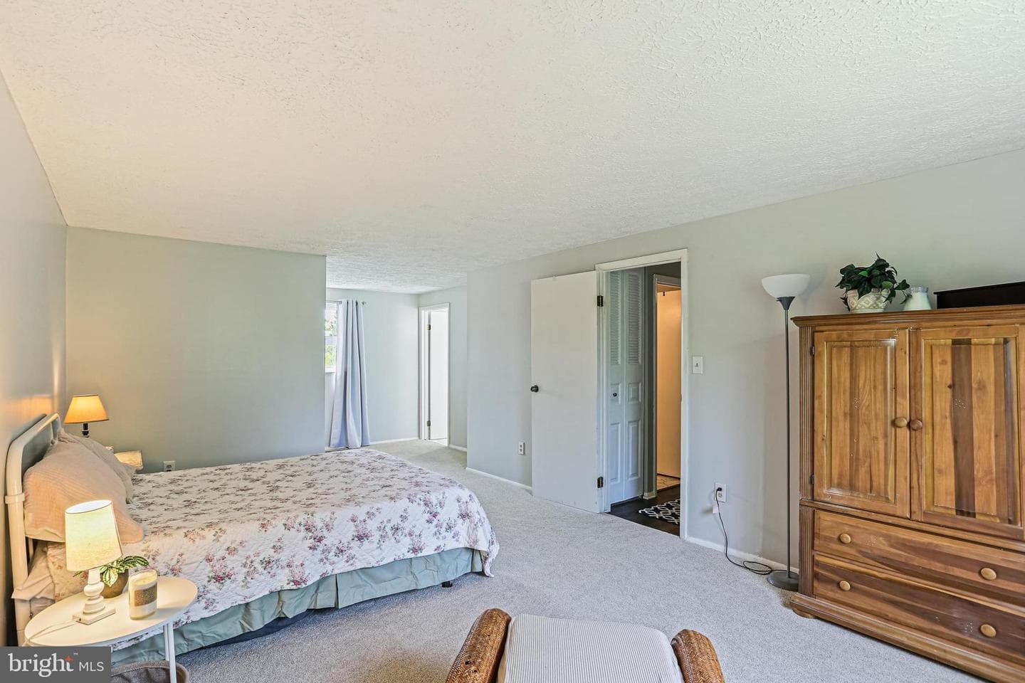 6786 Singletree Court photo 17