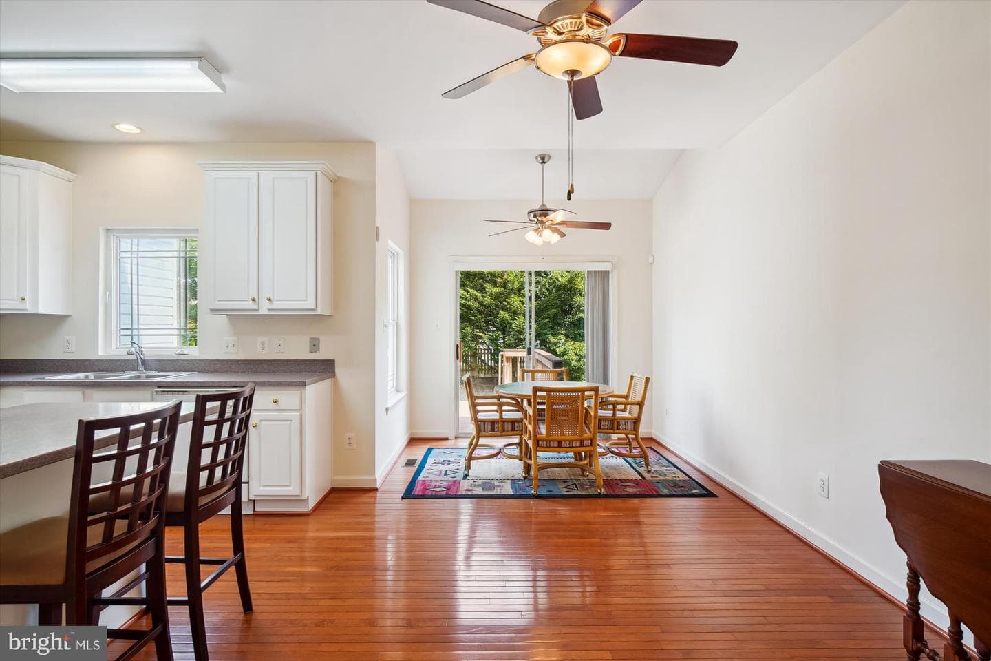 1015 Collindale photo 15