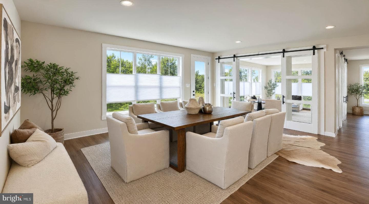 8785 Helleber Spring Circle photo 8