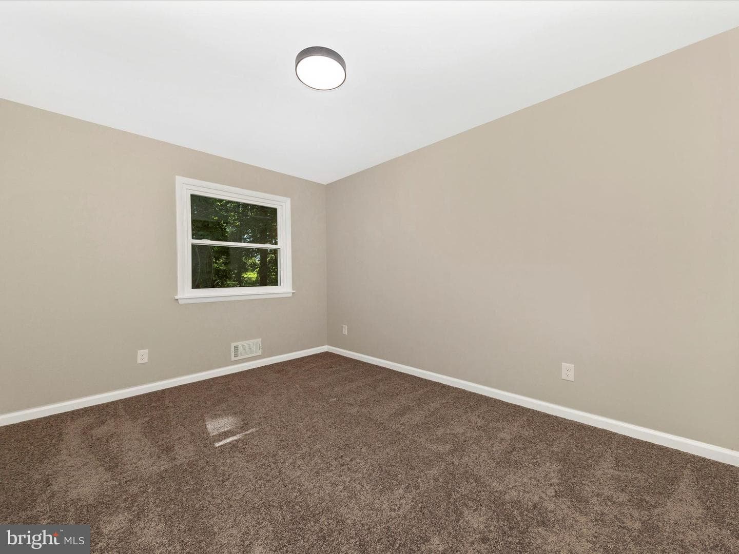 2749 Loch Haven Drive photo 23