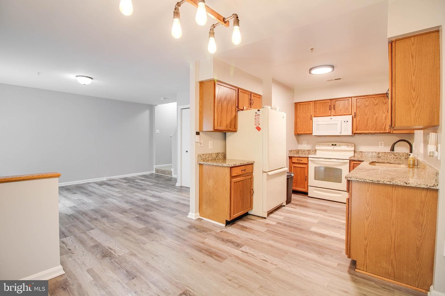 161 Heathfield Drive photo 9