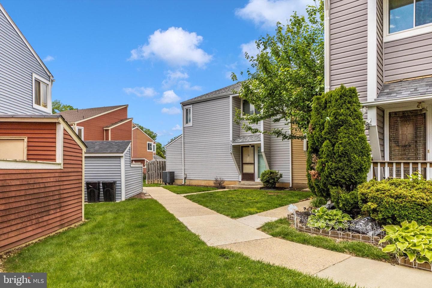 7285 Coachlight Court photo 40