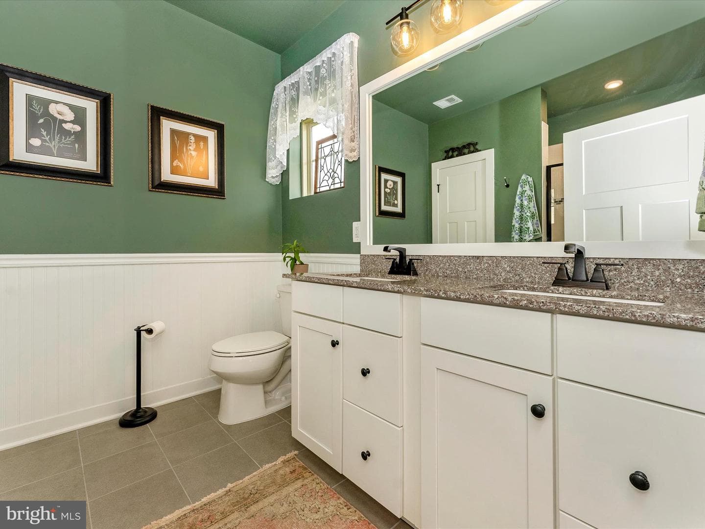 10280 Hopewell Street #202 photo 35
