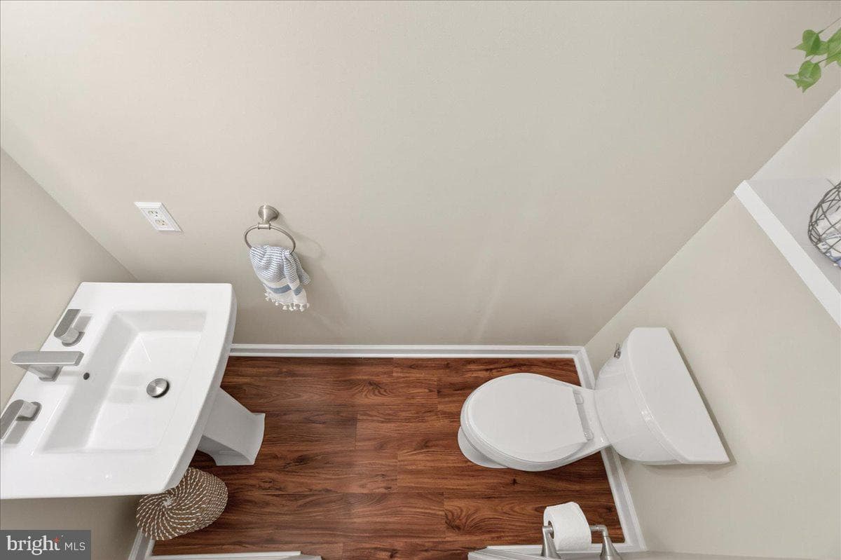 11104 Innsbrook Way photo 24