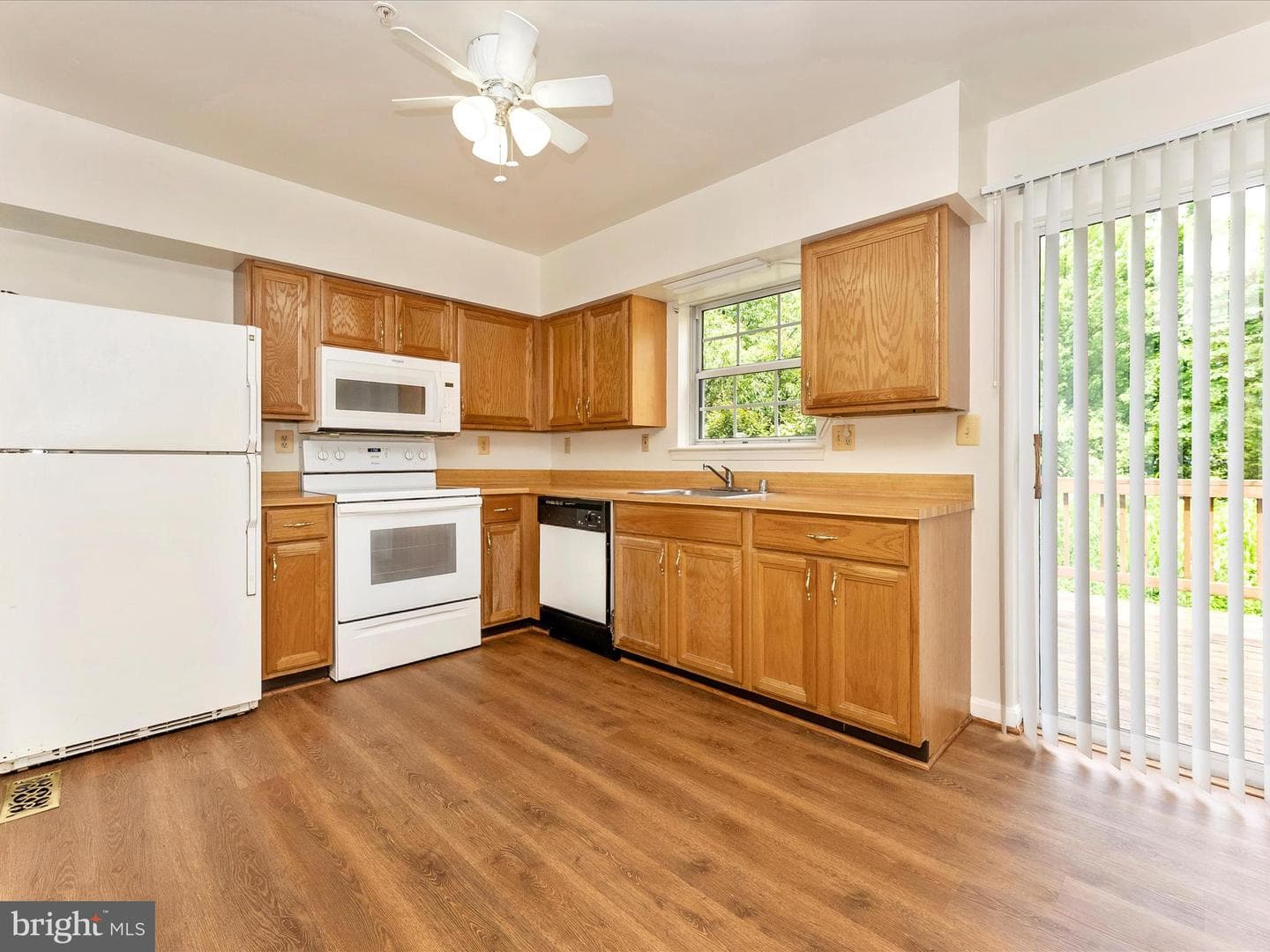 5790 Katsura Court photo 32